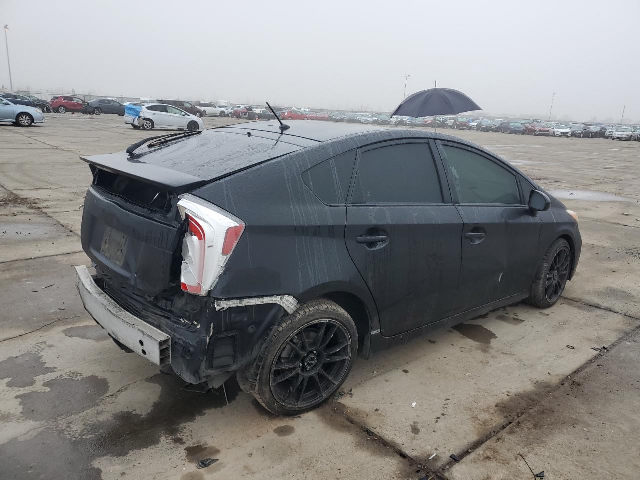 Lot #3033001025 2015 TOYOTA PRIUS