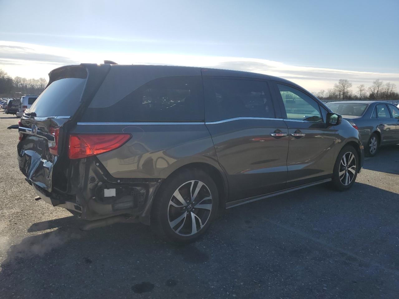 Lot #3030688120 2019 HONDA ODYSSEY