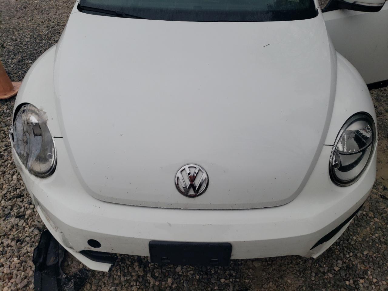 Lot #3024440569 2019 VOLKSWAGEN BEETLE S