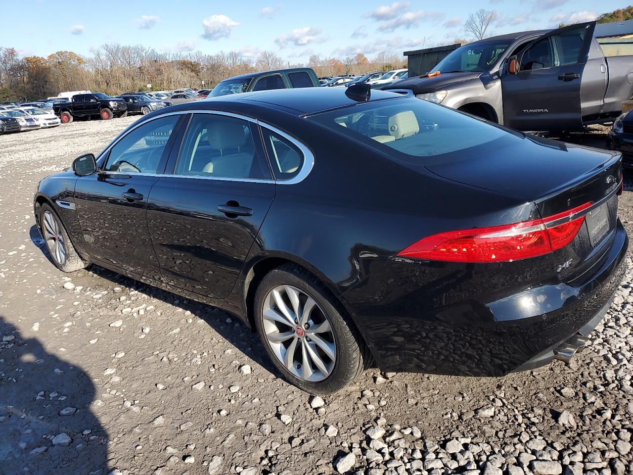 Lot #3028595918 2017 JAGUAR XF PREMIUM