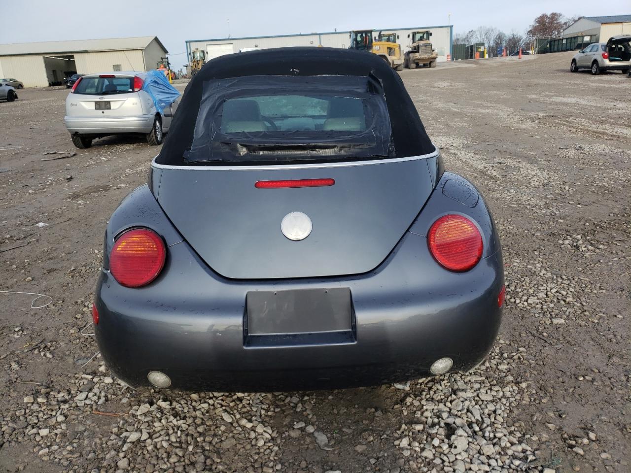 Lot #3030718095 2004 VOLKSWAGEN NEW BEETLE