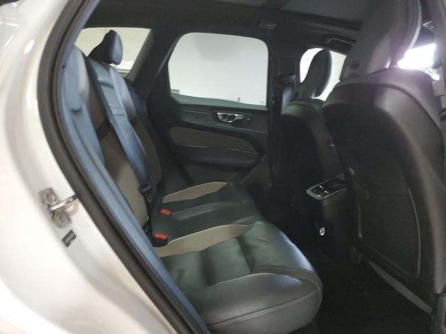 2020 VOLVO XC60 T5 R- YV4102RM7L1453999