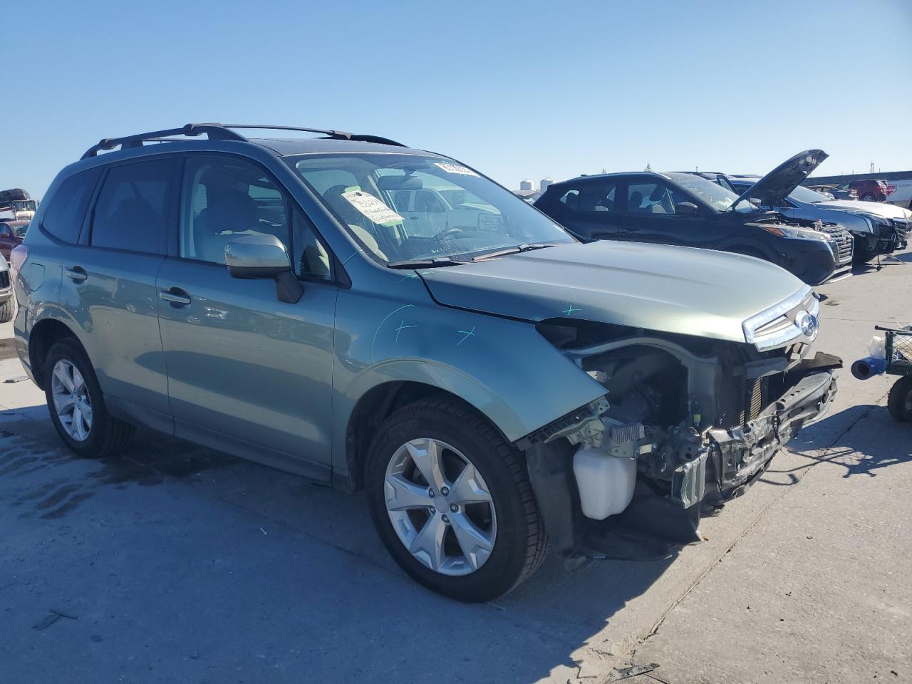 Lot #3033292824 2015 SUBARU FORESTER 2