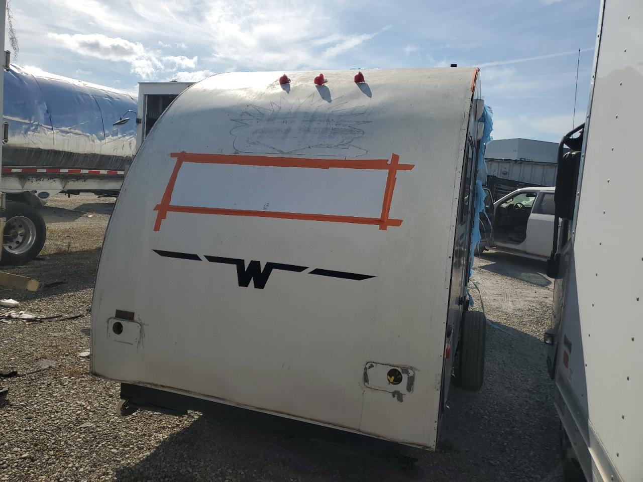 Lot #3048592890 2016 WINNEBAGO WINNEBAGO