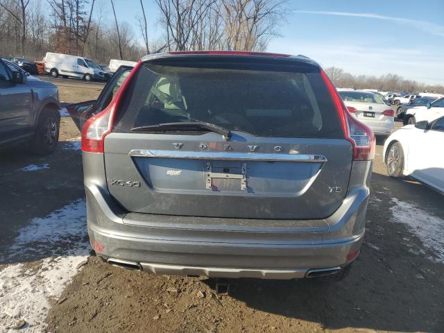 2017 VOLVO XC60 T5 YV440MDJ9H2098020