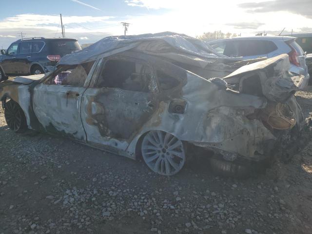 2015 HYUNDAI GENESIS 5. KMHGN4JF2FU052110