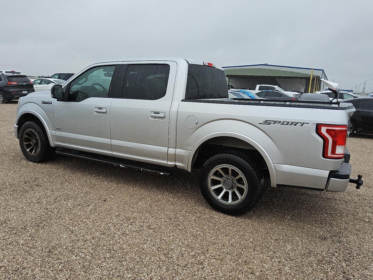 Lot #3042130628 2016 FORD F150 SUPER