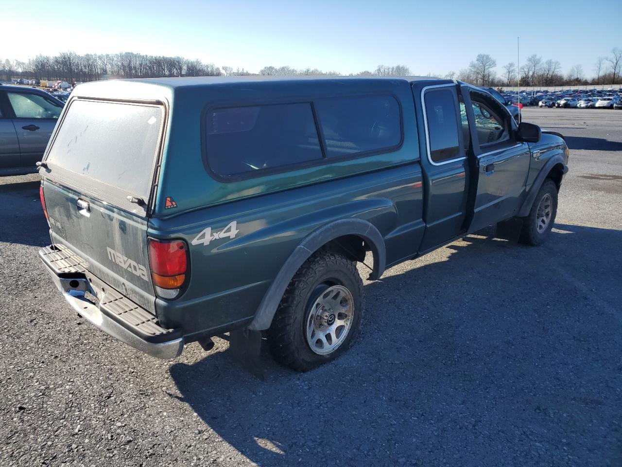 Lot #3033290824 2000 MAZDA B3000 CAB