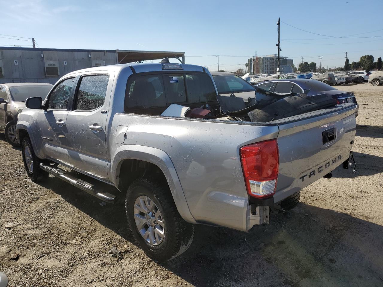 Lot #3041962207 2017 TOYOTA TACOMA DOU