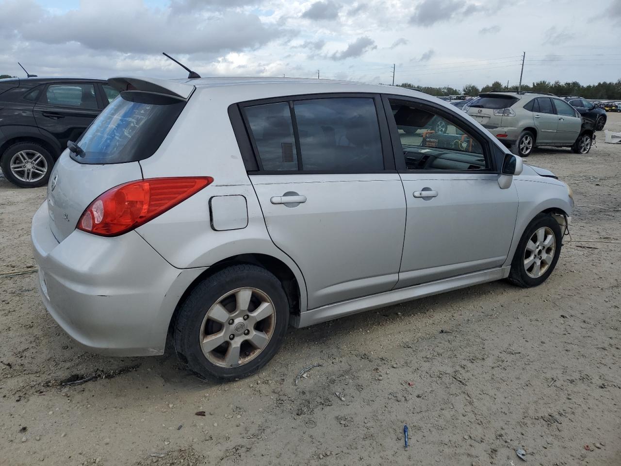 Lot #3033391932 2009 NISSAN VERSA S