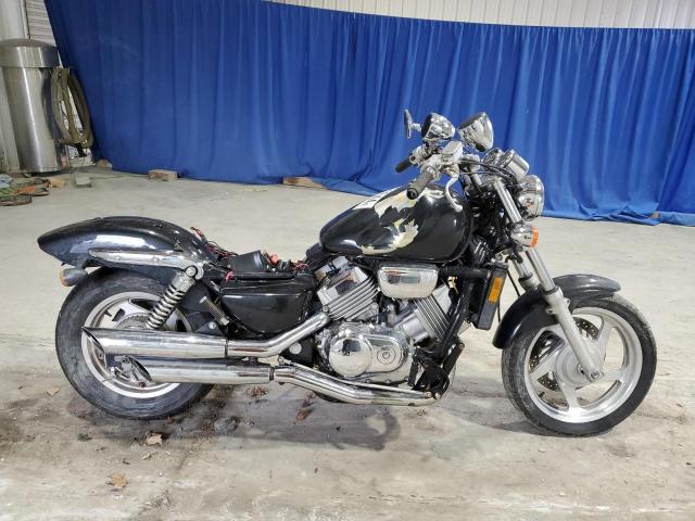 1996 HONDA VF750 C #3023976205