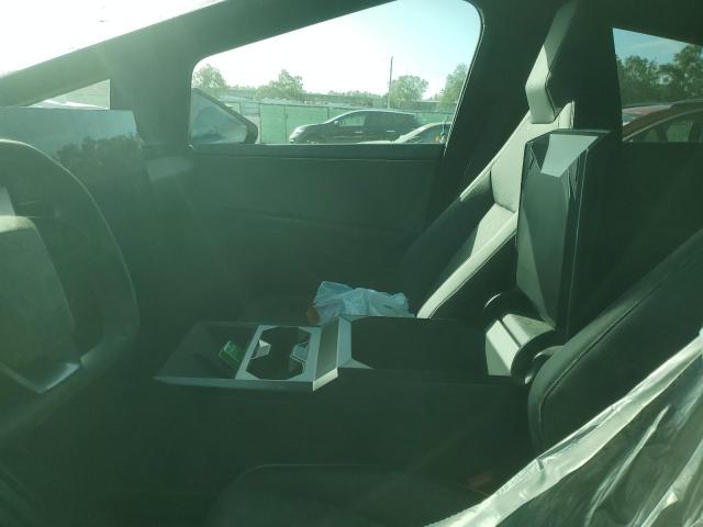 2024 TESLA CYBERTRUCK 7G2CEHED8RA029232