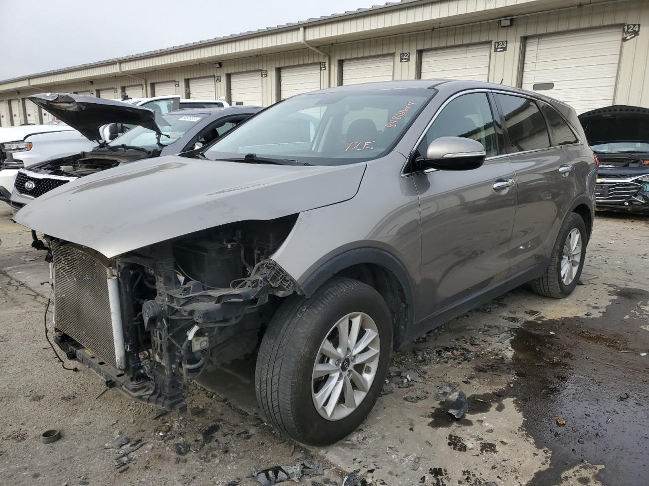  Salvage Kia Sorento