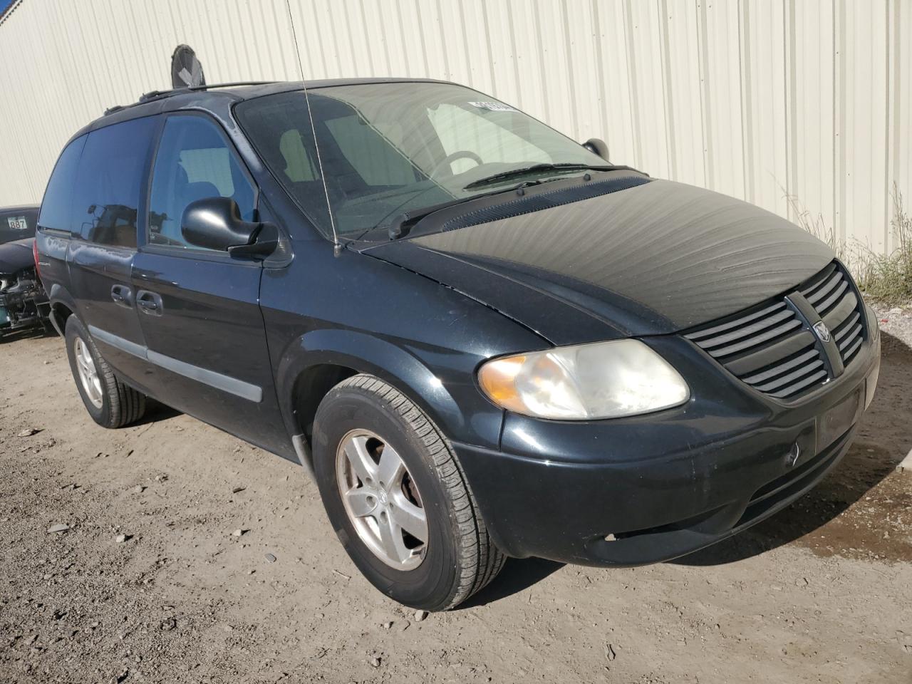 Lot #3034650392 2006 DODGE CARAVAN SX