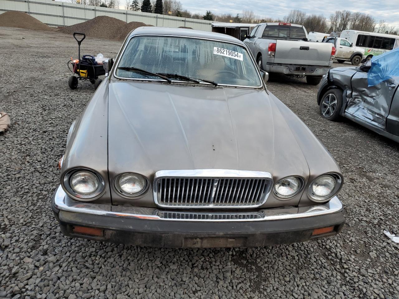 Lot #3032992994 1986 JAGUAR XJ6 VANDEN