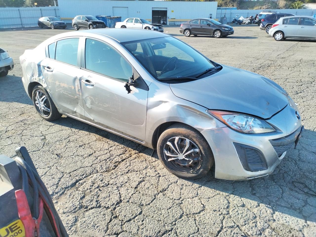 Lot #3023306270 2010 MAZDA 3 I