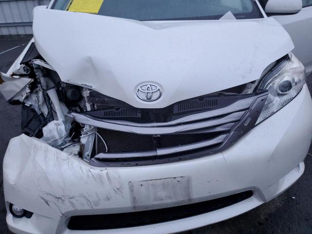 2015 TOYOTA SIENNA XLE - 5TDYK3DC1FS652182