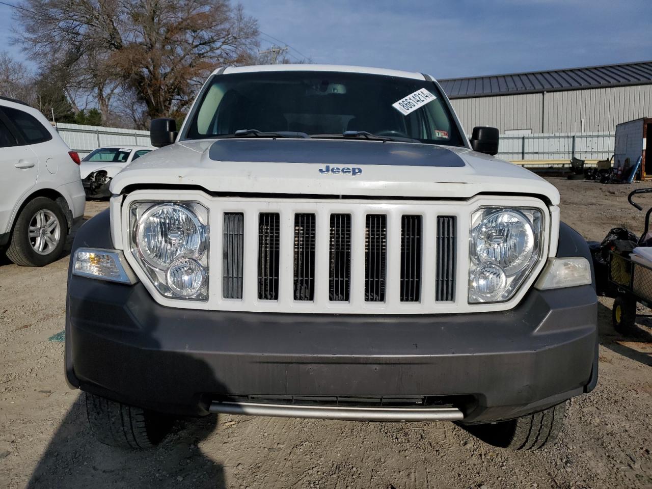 Lot #3034339118 2011 JEEP LIBERTY RE