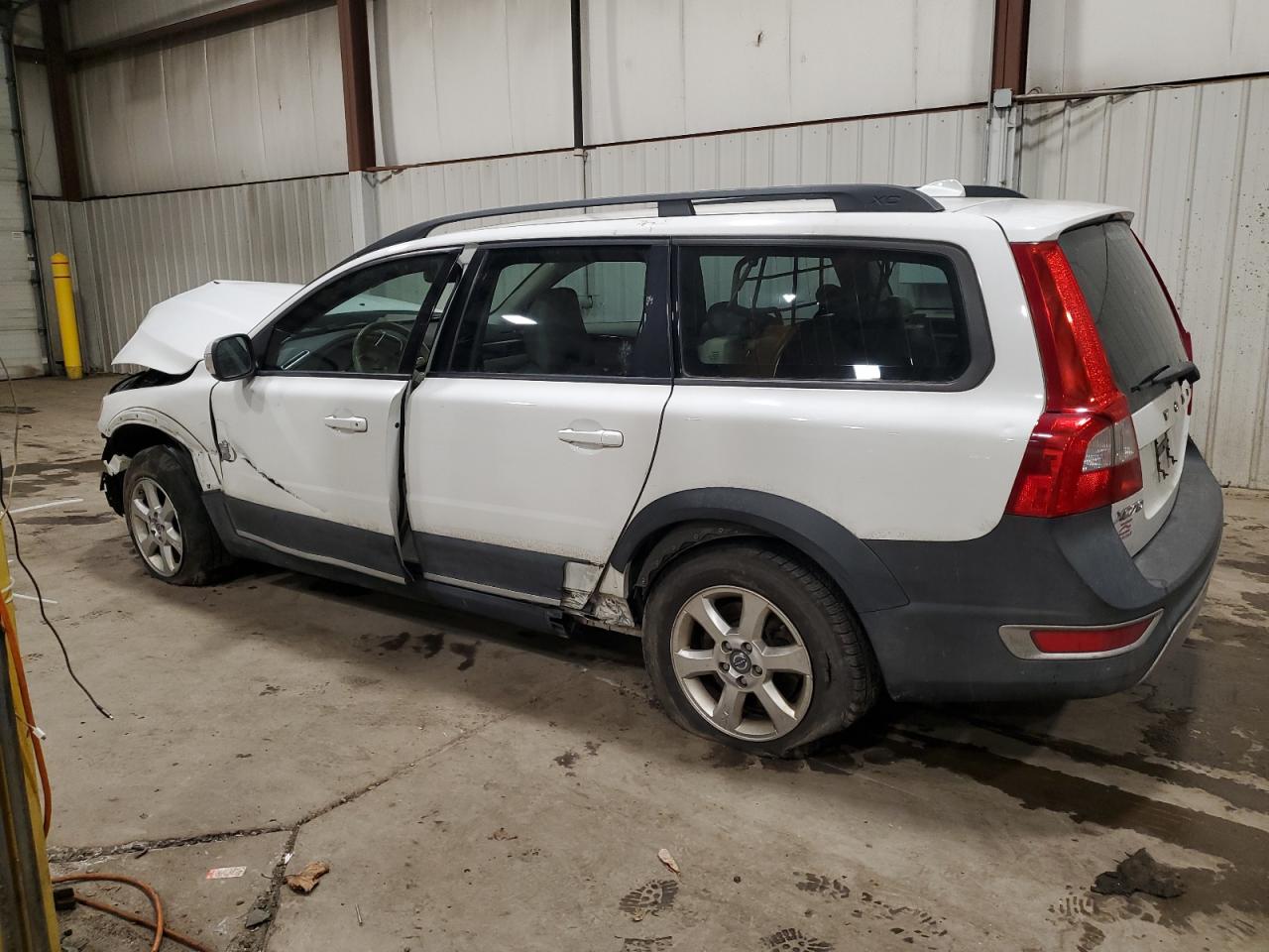 Lot #3055312339 2008 VOLVO XC70