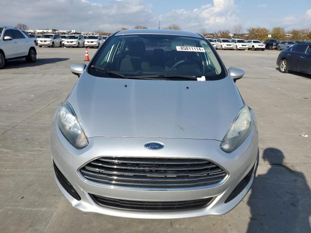 VIN 3FADP4BJ1JM112689 2018 FORD FIESTA no.5