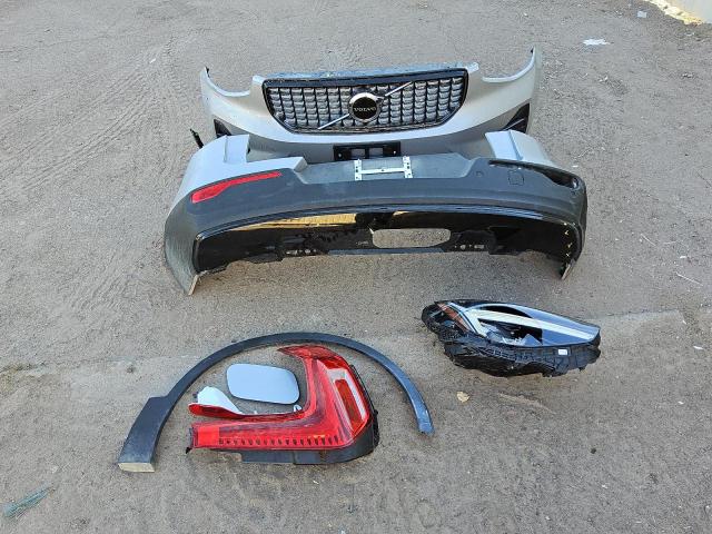 2024 VOLVO XC40 CORE - YV4L12UKXR2338084