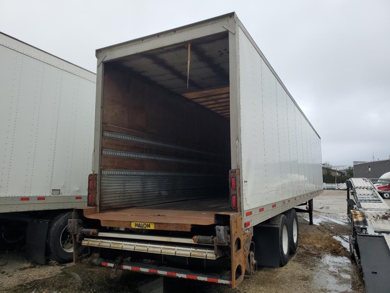 Lot #3034295068 2011 UTILITY TRAILER