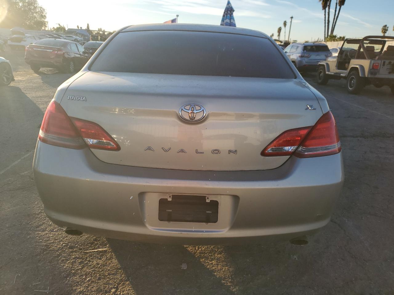 Lot #3033462094 2006 TOYOTA AVALON XL