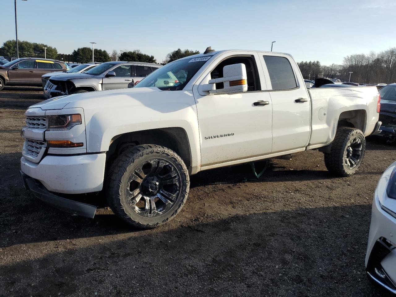 Lot #3028424242 2017 CHEVROLET SILVERADO