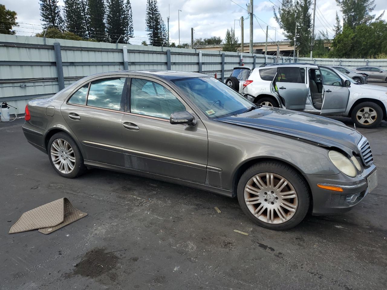 Lot #3290259237 2008 MERCEDES-BENZ E350