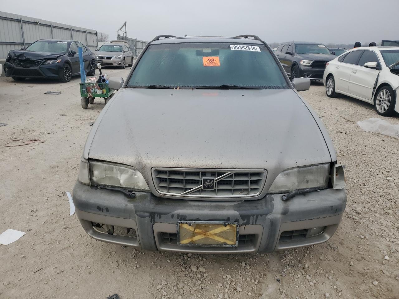 Lot #3034658428 1998 VOLVO V70 XC