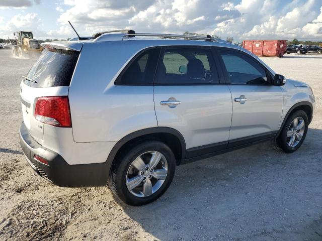 VIN 5XYKU3A6XDG405266 2013 KIA SORENTO no.3