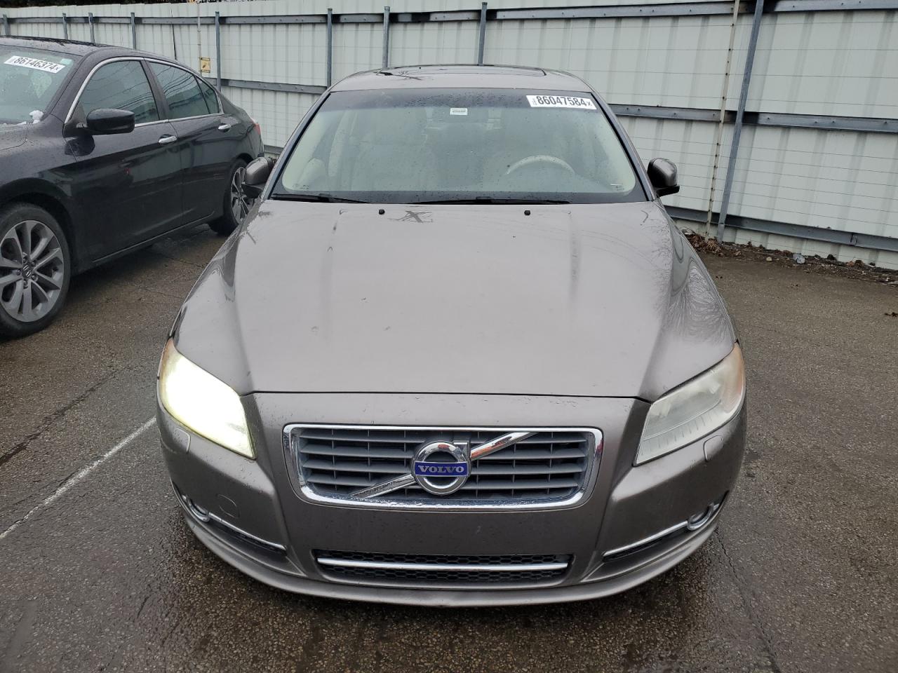 Lot #3037054780 2010 VOLVO S80 3.2