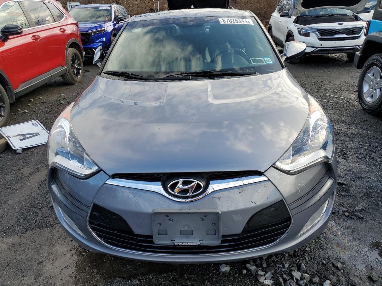 Lot #3051308687 2016 HYUNDAI VELOSTER