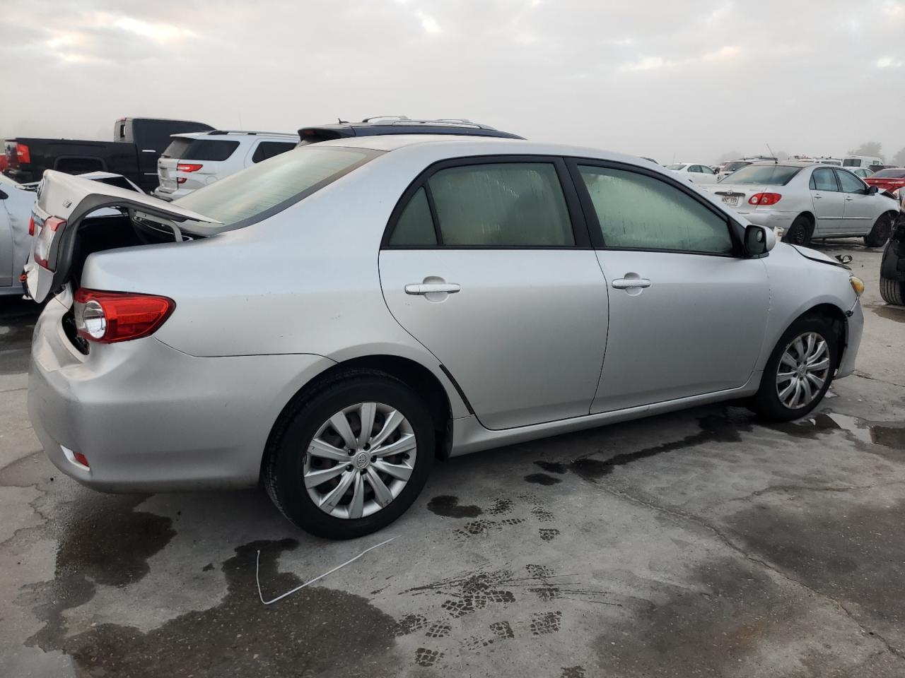 Lot #3029629098 2012 TOYOTA COROLLA BA