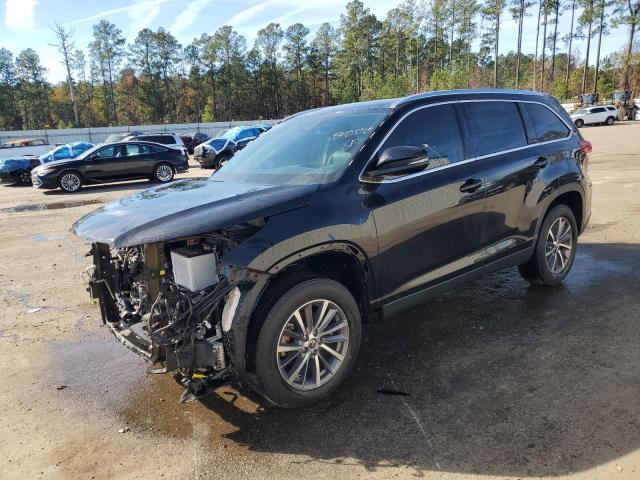 2019 TOYOTA HIGHLANDER - 5TDKZRFH3KS565715