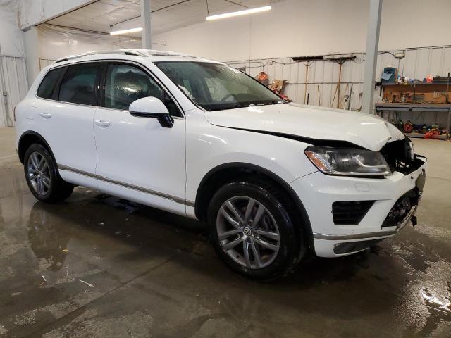 2016 VOLKSWAGEN TOUAREG SP WVGEF9BP1GD001157