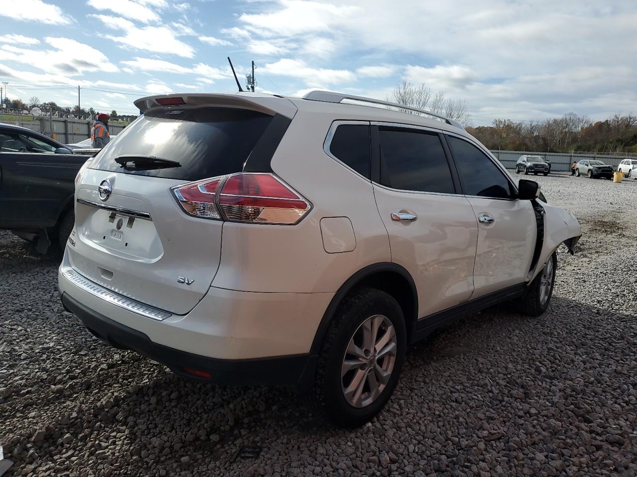 Lot #3041854410 2016 NISSAN ROGUE S