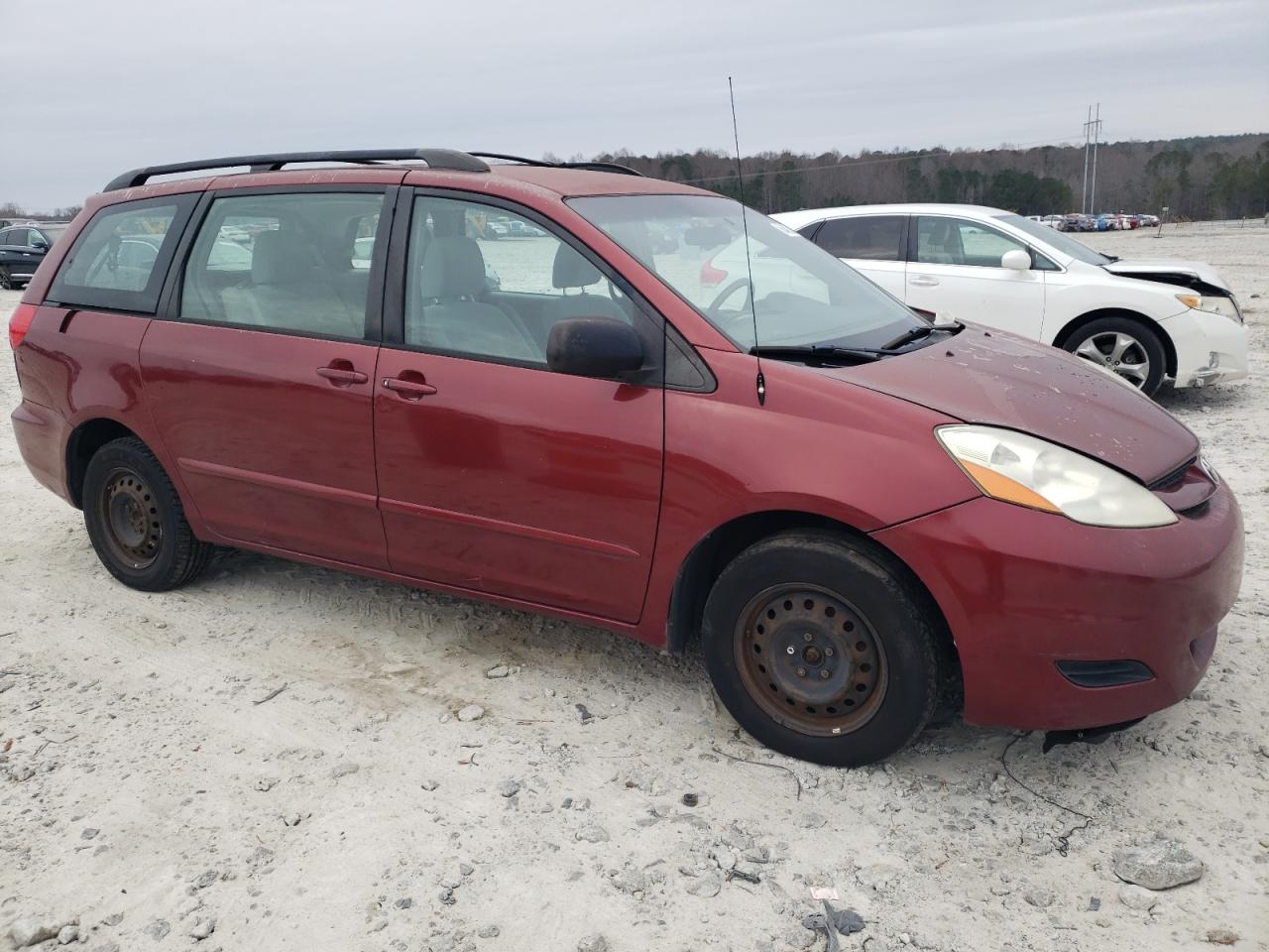 Lot #3037842261 2009 TOYOTA SIENNA CE