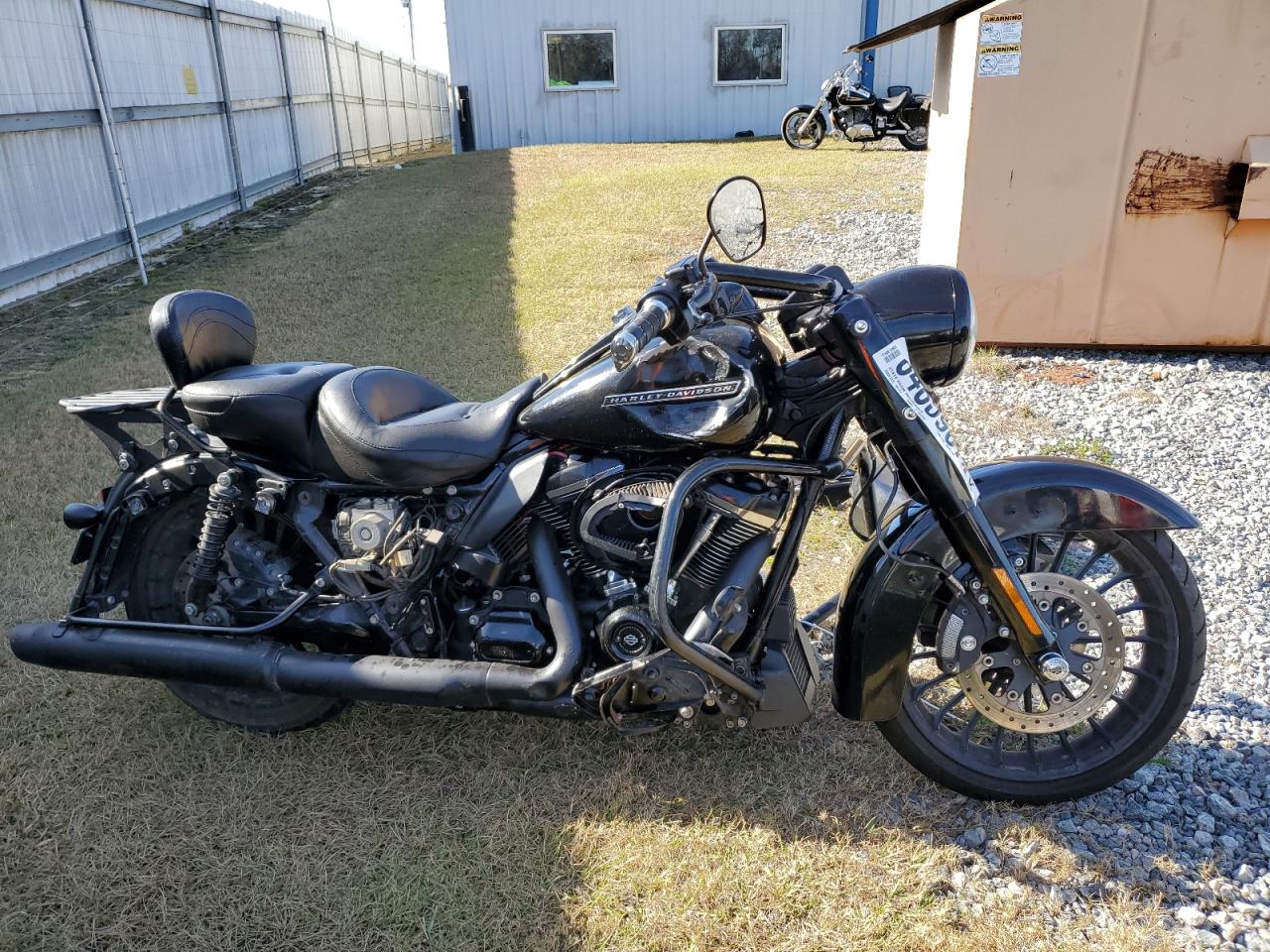 1HD1KVC21HB686685 HARLEY-DAVIDSON FLHRXS 2017