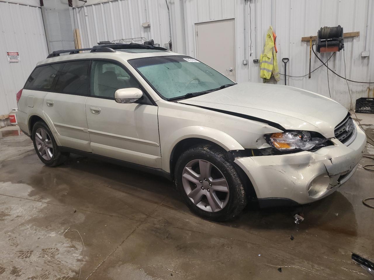 Lot #3040878161 2006 SUBARU OUTBACK OU