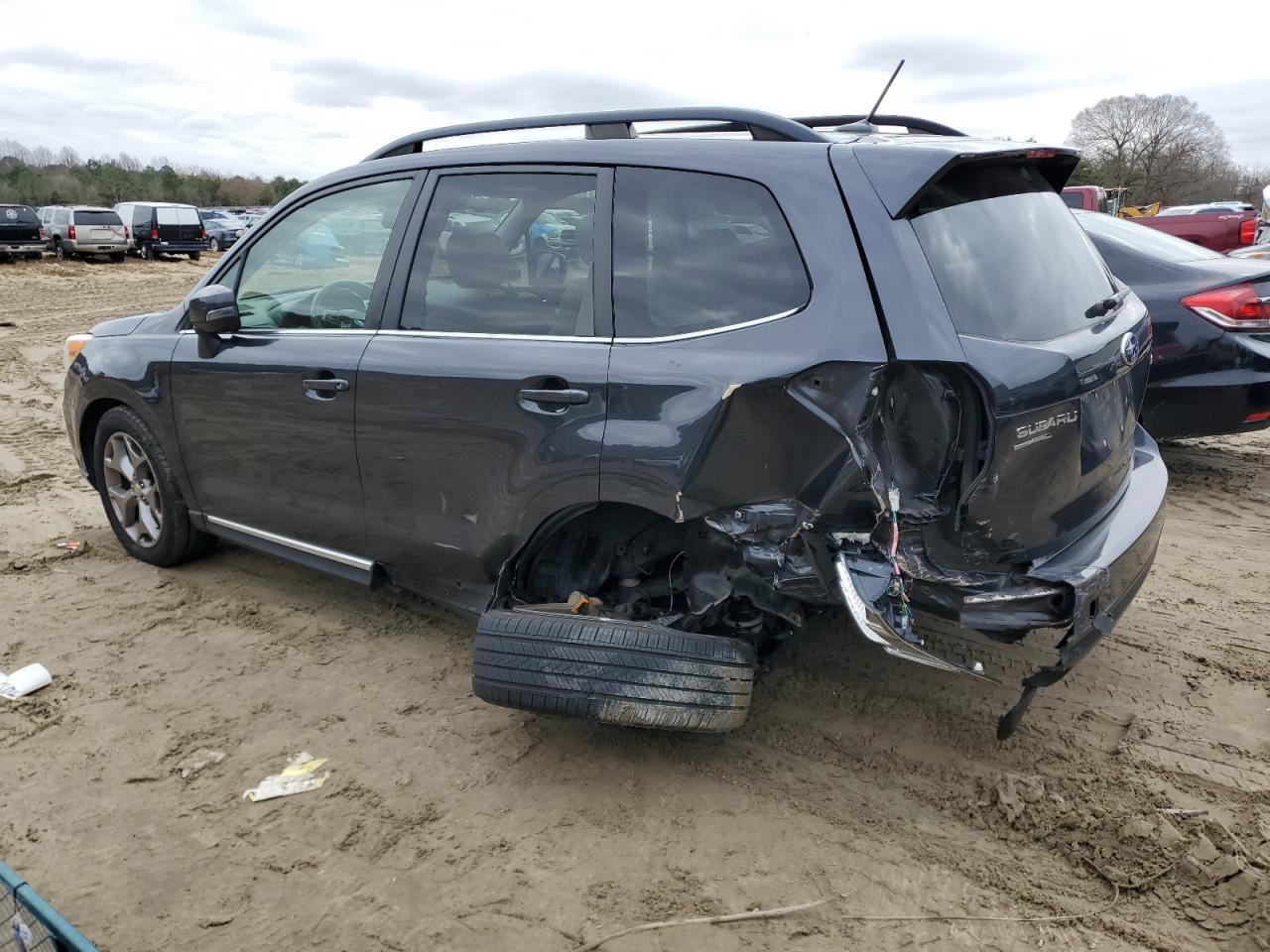 Lot #3033329803 2015 SUBARU FORESTER 2