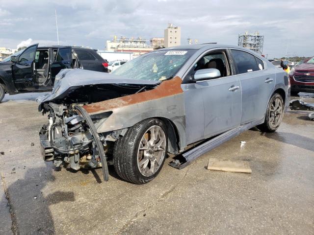 NISSAN MAXIMA S