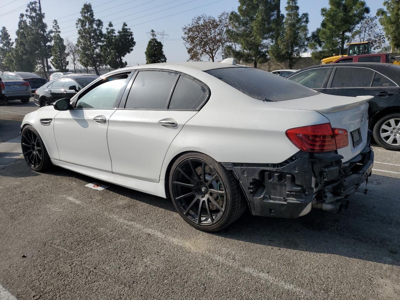 Lot #3048554897 2014 BMW M5