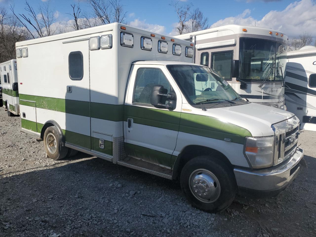 Lot #3041841408 2019 FORD ECONOLINE