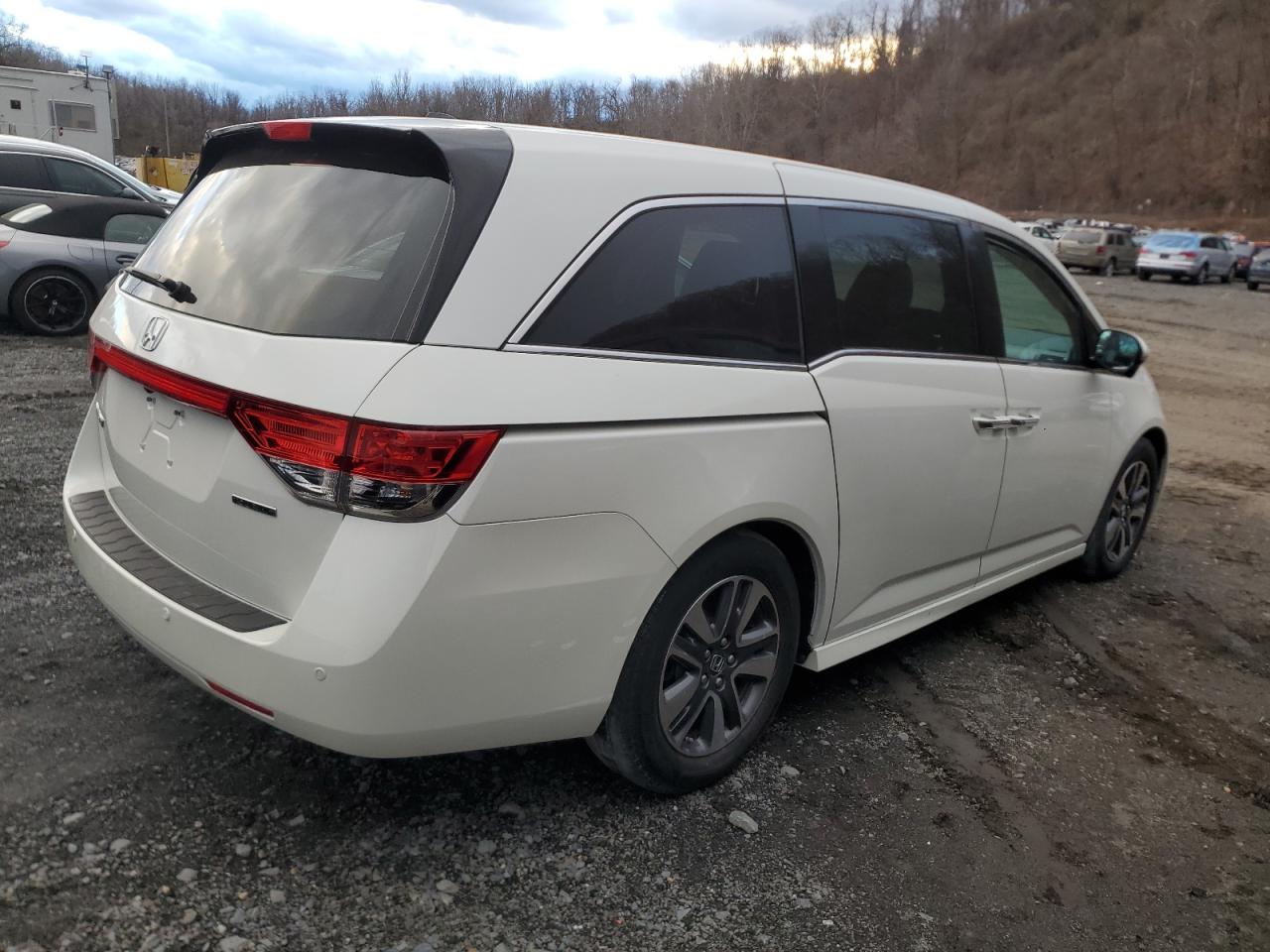 Lot #3024155908 2016 HONDA ODYSSEY TO