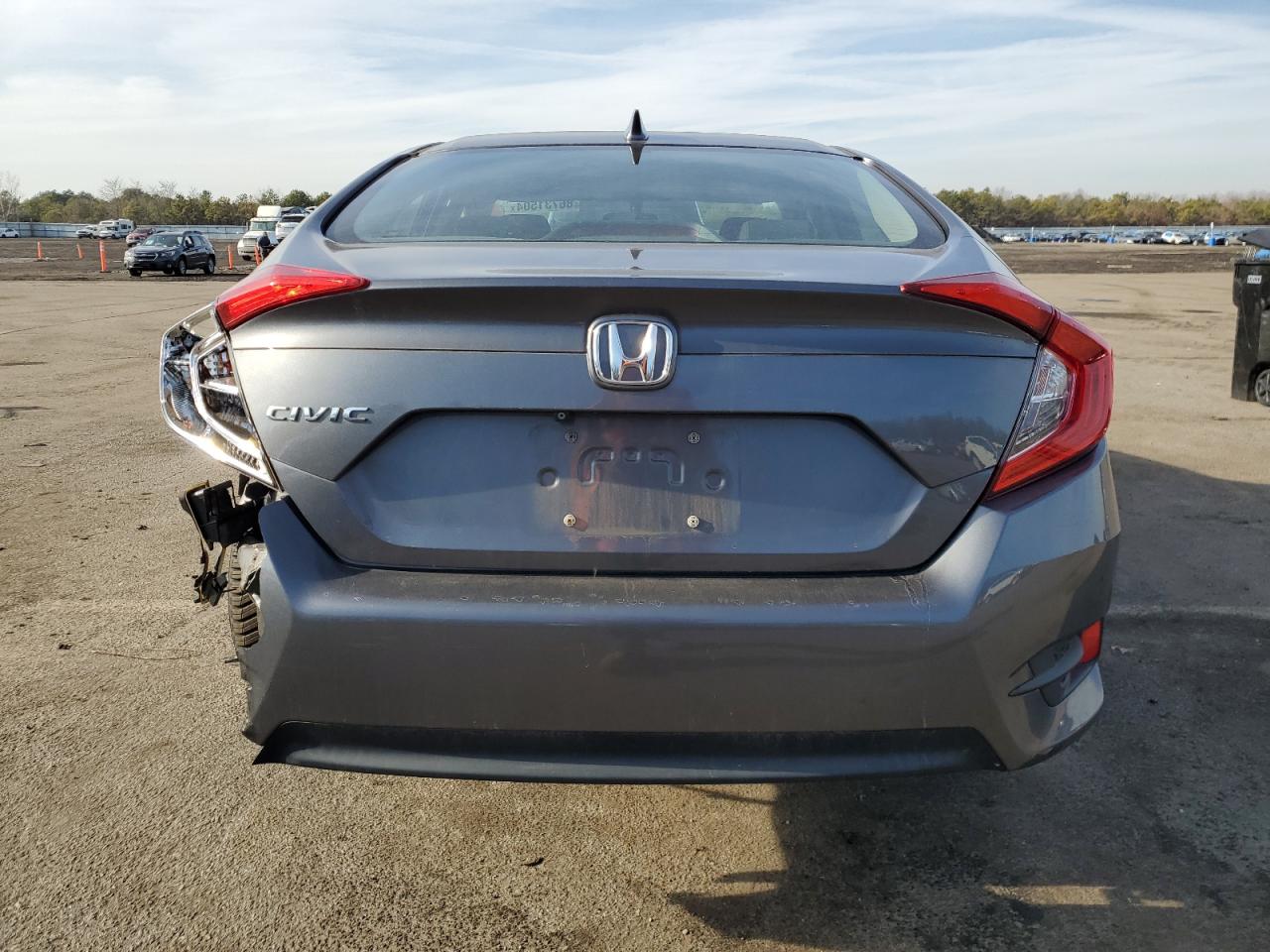 Lot #3045792643 2018 HONDA CIVIC EX