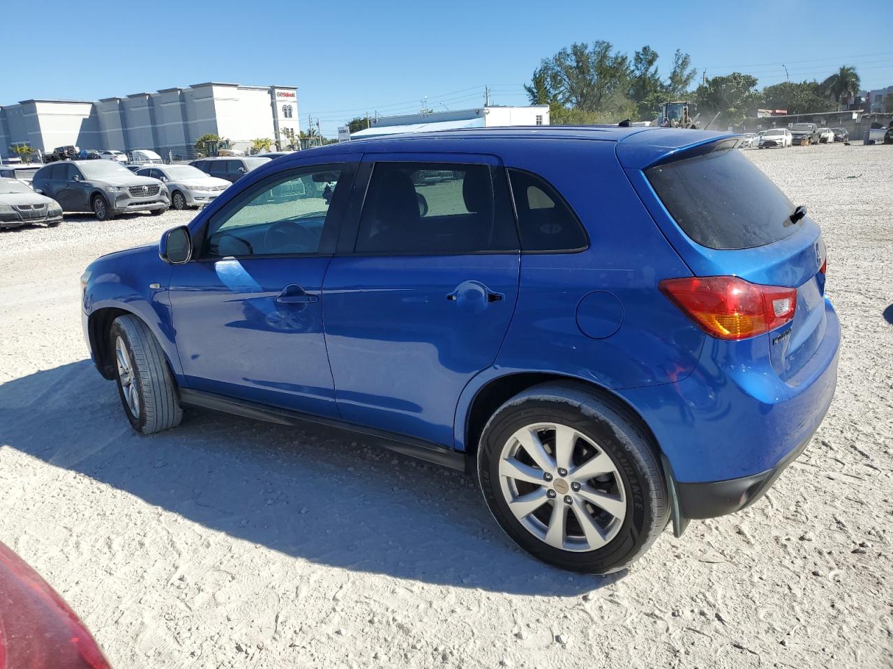 Lot #3023338349 2015 MITSUBISHI OUTLANDER