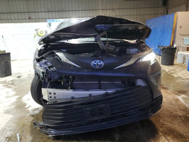 2022 TOYOTA SIENNA LE - 5TDKSKFC0NS066813