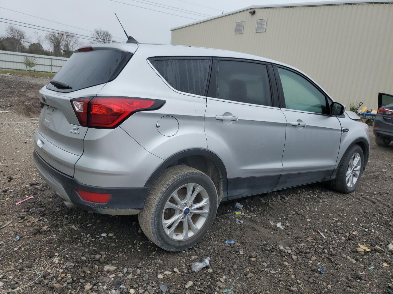 Lot #3048636088 2019 FORD ESCAPE SE