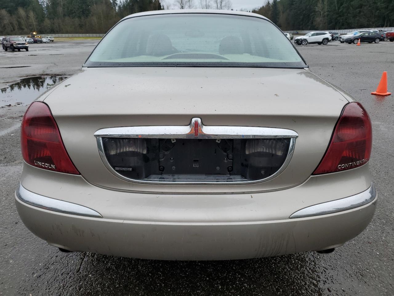 Lot #3048505862 2002 LINCOLN CONTINENTA